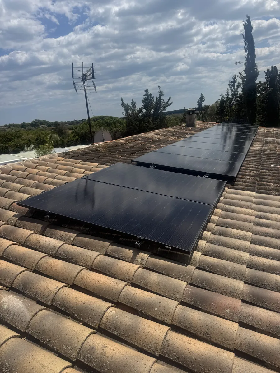 Pose de panneaux sur toiture – Mauguio (34)